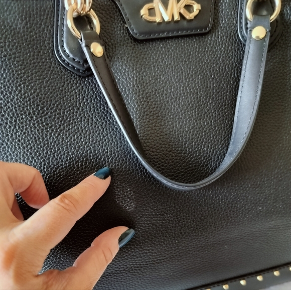 Michael Kors Devon Extra-Large Studded Pebbled Leather Tote Bag Black Purse $558 - Picture 14 of 16